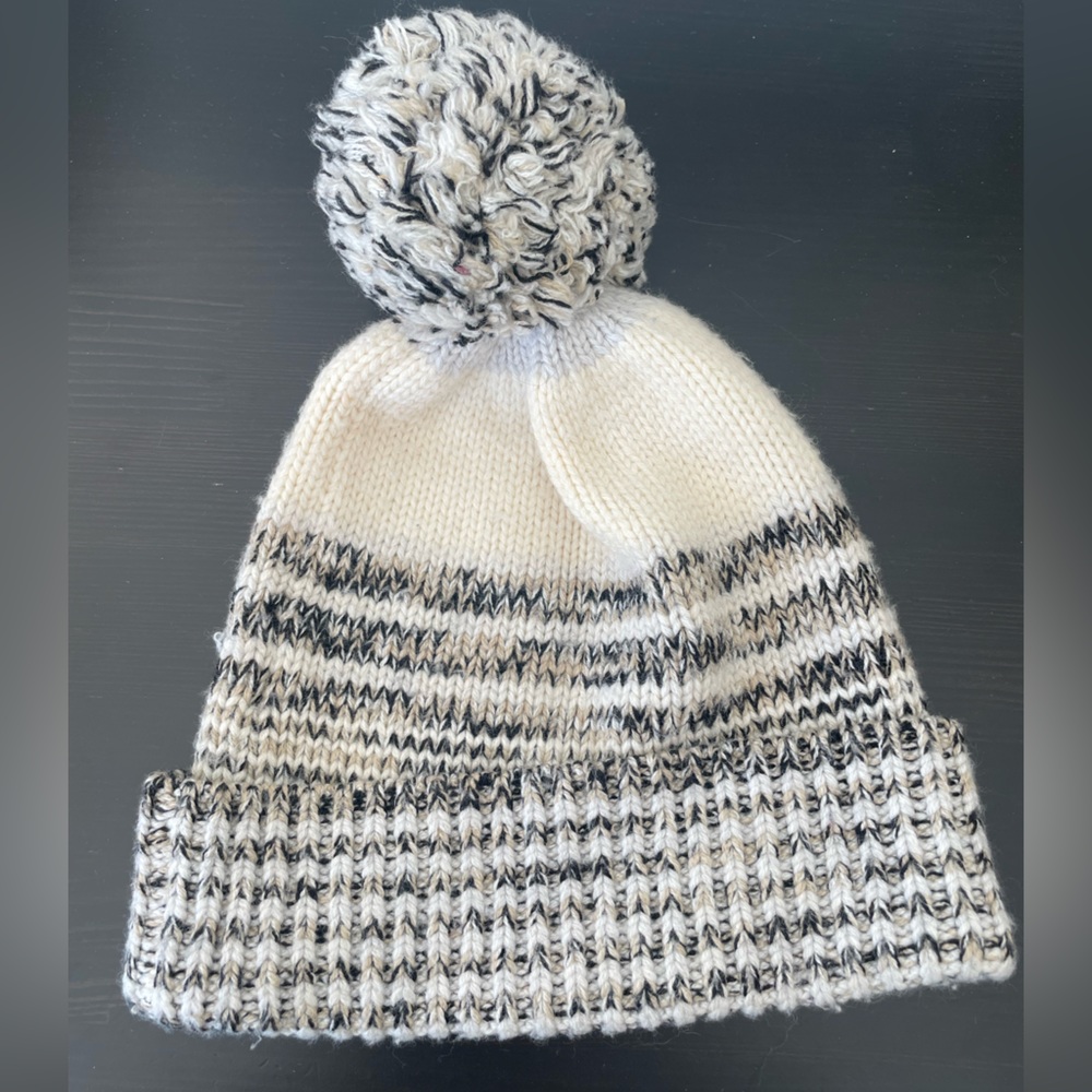 Gap Striped Neutral Winter Hat / Beanie
